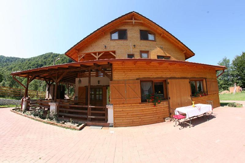 Gasthaus Maria Borlova Exterior photo