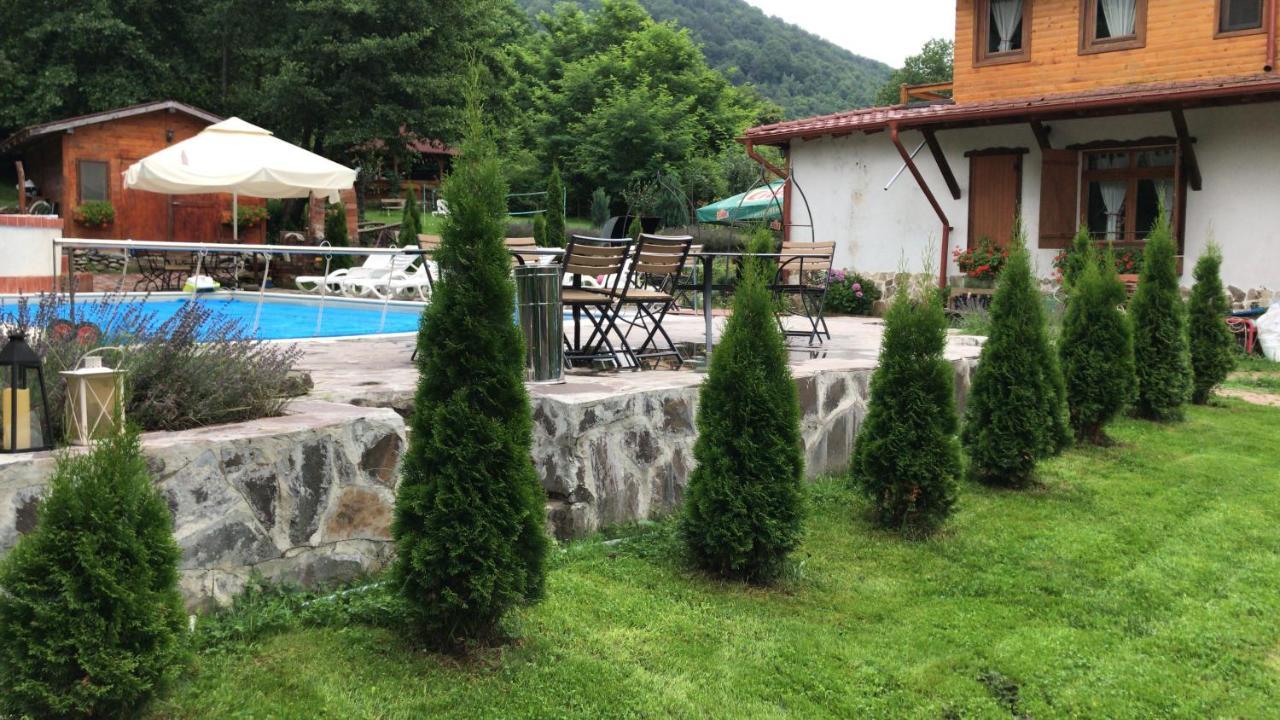 Gasthaus Maria Borlova Exterior photo